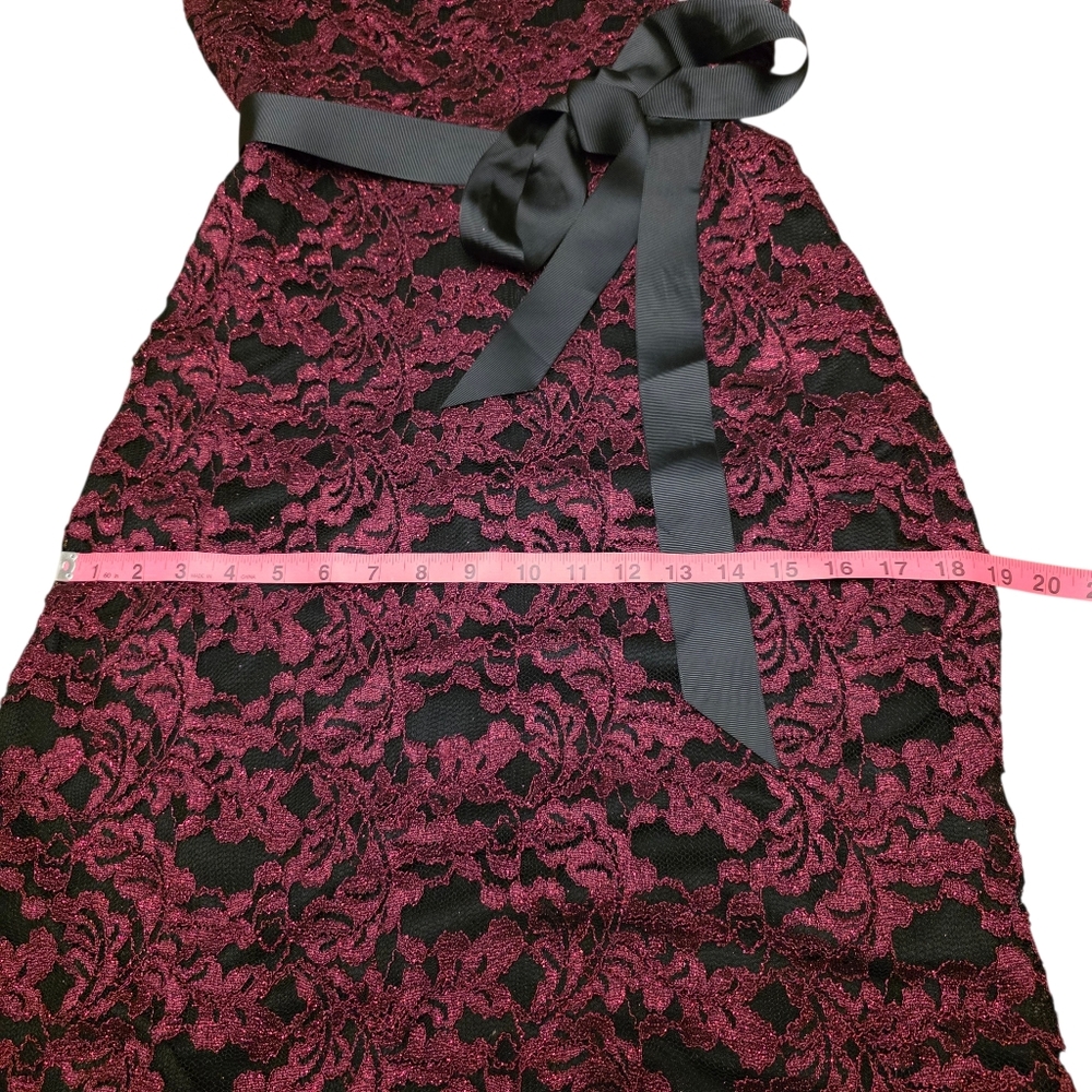 R&M Richards Black and Burgundy Lace Sleeveless Evening Gown Size 8 Loose Fit - Picture 9 of 11